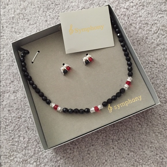 Symphony Jewelry - Symphony Necklace Earring Set
